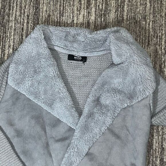 Mod Black Label Womens Medium Suede Front Cardigan Sweater Gray Faux Fur Long - Picture 2 of 8